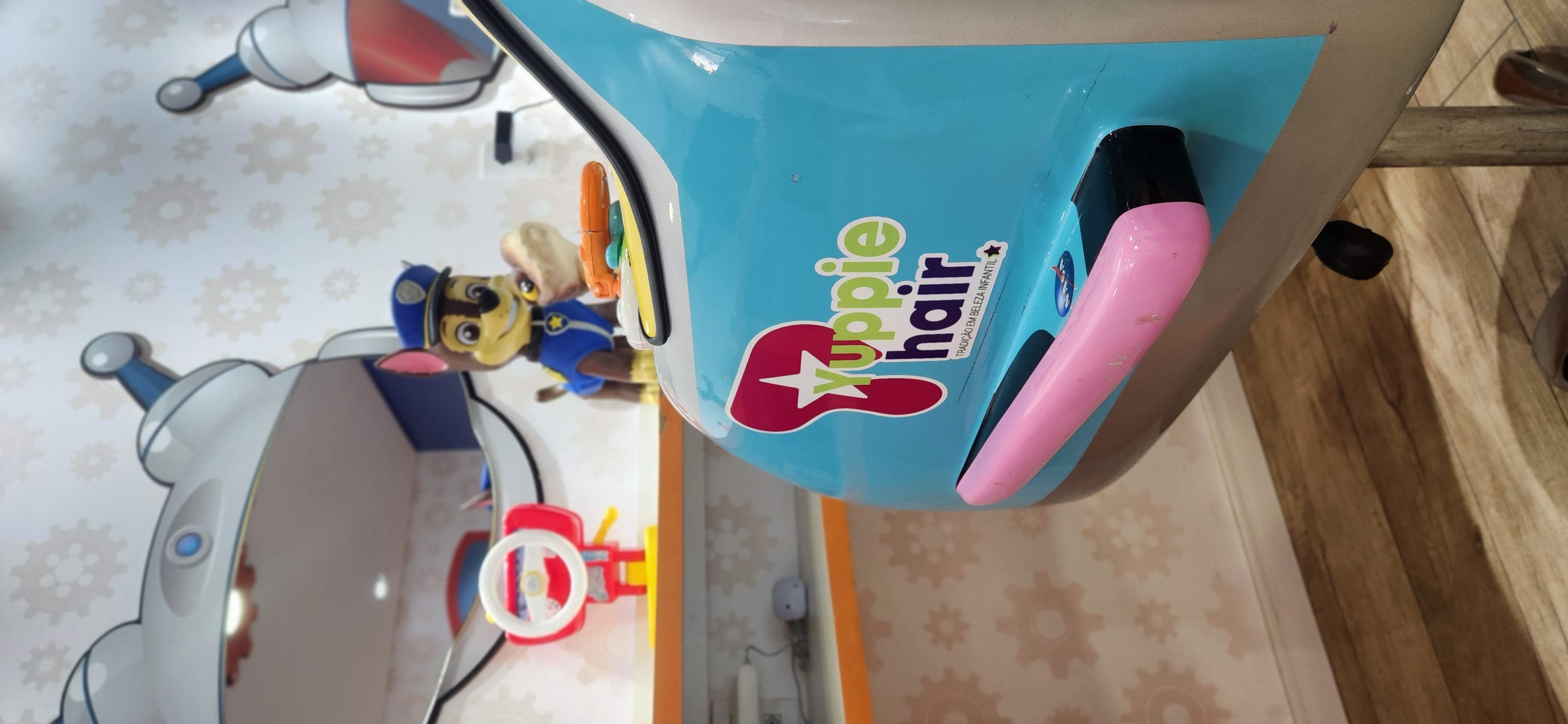 Ambiente e trabalho do Yuppie Hair